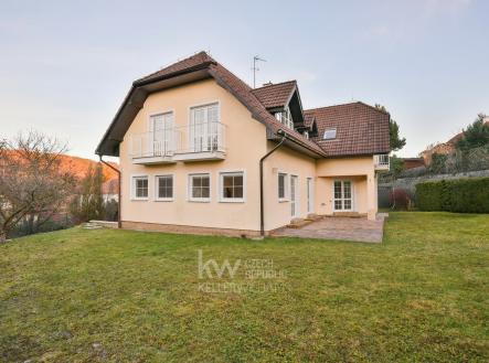 Pronájem domu/vily, 251 m²