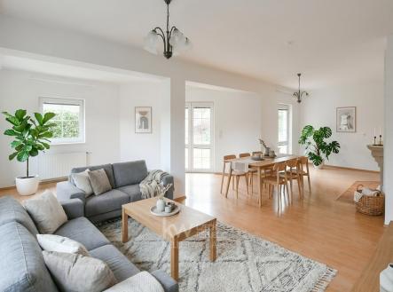 Pronájem domu/vily, 251 m²