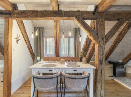 Pronájem bytu, 1+kk, 75 m²