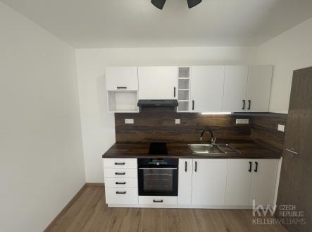 Pronájem bytu, 1+kk, 24 m² obrázek