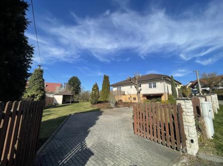 Pronájem domu/vily, 240 m²