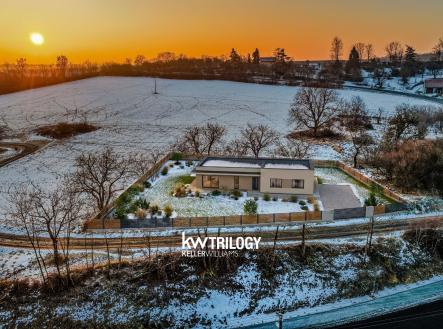 Prodej pozemku pro bydlení, 1 110 m²