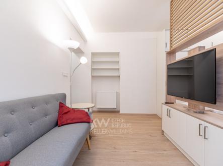 Pronájem bytu, 1+kk, 29 m²