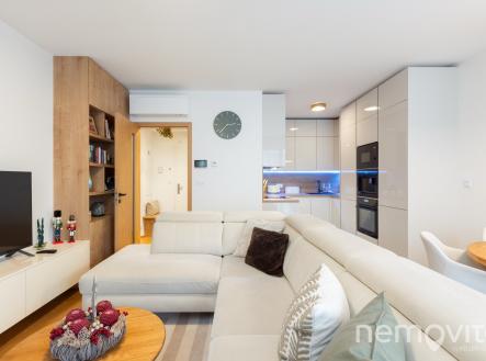 Pronájem bytu, 3+kk, 72 m²