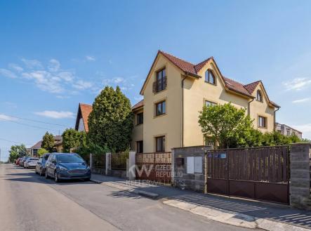 Pronájem bytu, 2+kk, 37 m²