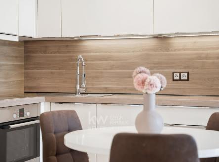 Pronájem bytu, 2+kk, 47 m²