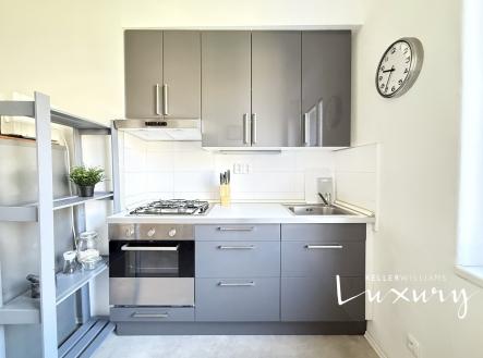 Pronájem bytu, 2+kk, 34 m²