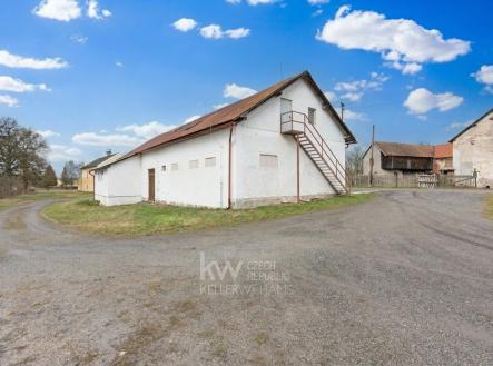 Prodej obchodní prostor, 420 m²