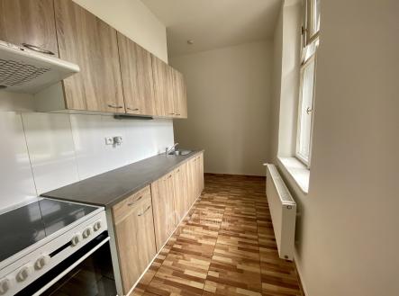Pronájem bytu, 1+kk, 28 m²