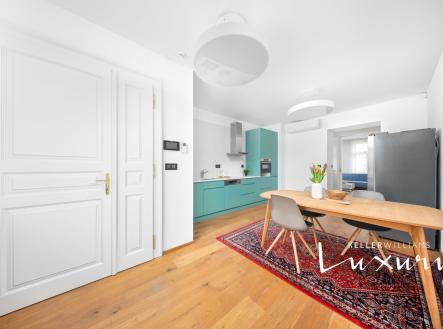 Prodej bytu, 3+1, 96 m²