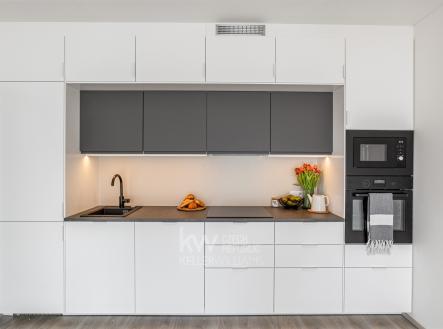 Pronájem bytu, 2+kk, 43 m²