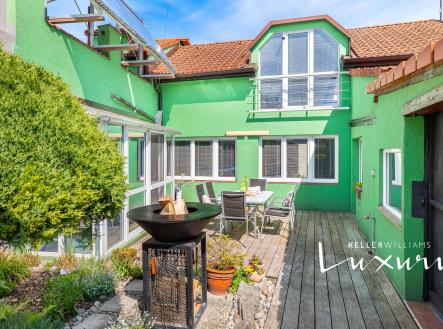 Prodej domu/vily, 319 m²