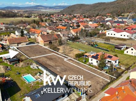 Prodej pozemku pro bydlení, 1 071 m²