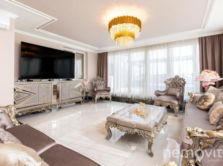 Pronájem bytu, 4+kk, 183 m²