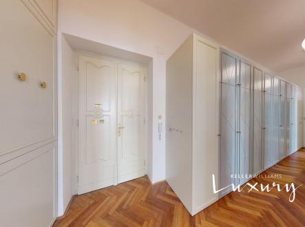 Pronájem bytu, 2+1, 104 m²