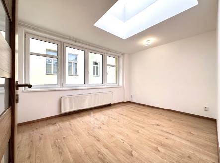 Pronájem bytu, 2+kk, 47 m²