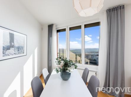 Pronájem bytu, 3+kk, 93 m²