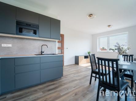 Pronájem bytu, 2+kk, 55 m²