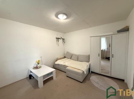 Pronájem bytu, 1+1, 32 m²