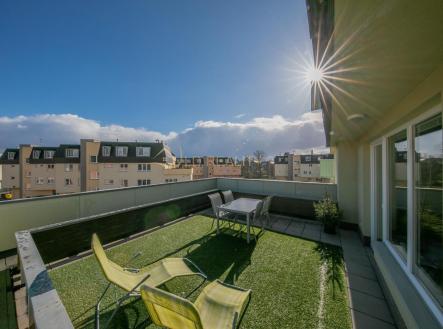 Pronájem bytu, 3+kk, 75 m²