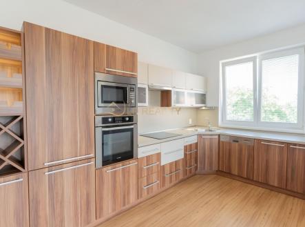 Pronájem bytu, 3+kk, 75 m²