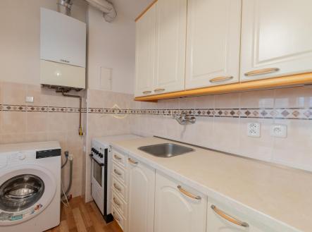 Pronájem bytu, 2+1, 50 m²
