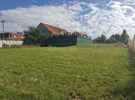 Pronájem - pozemek, zahrada, 630 m²
