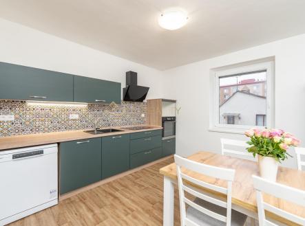 Pronájem bytu, 2+1, 72 m²