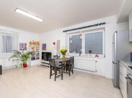 Prodej domu/vily, 210 m²