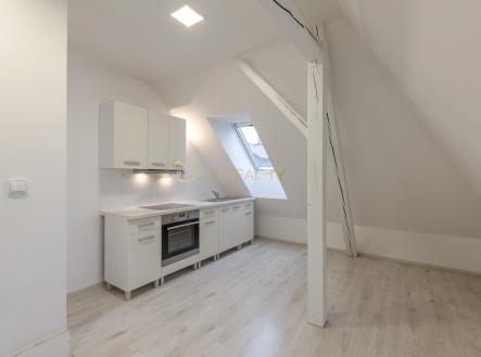 Pronájem bytu, 2+kk, 62 m²