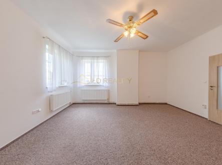 Pronájem bytu, 3+kk, 70 m²