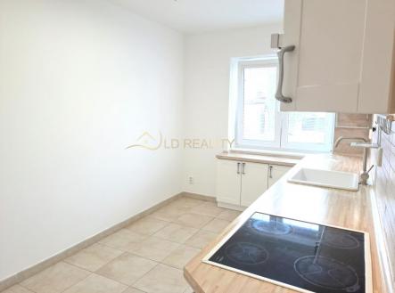 Pronájem bytu, 2+1, 60 m²