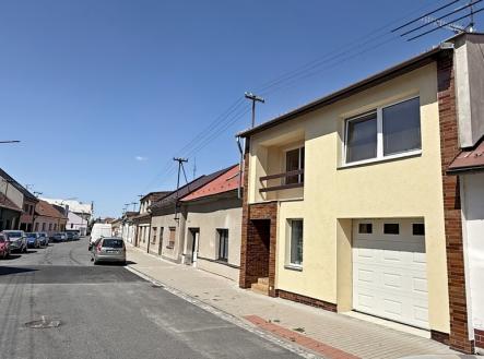 Prodej domu/vily, 296 m² obrázek