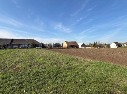 Prodej pozemku pro bydlení, 2 008 m²