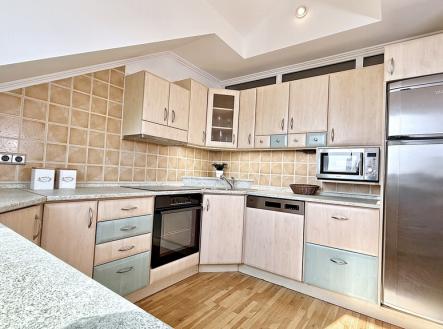 Prodej bytu, 3+kk, 109 m²