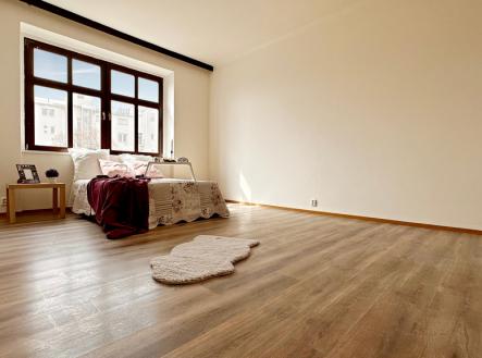 Pronájem bytu, 2+1, 83 m²