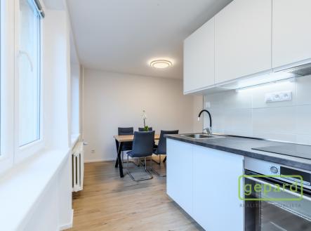 Pronájem bytu, 3+1, 73 m²