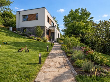 Prodej pozemku pro bydlení, 1 601 m²