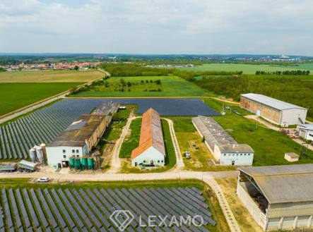 Prodej zemědělského objektu, 13 100 m²