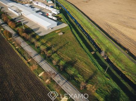 Prodej - pozemek pro komerční výstavbu, 3 300 m²