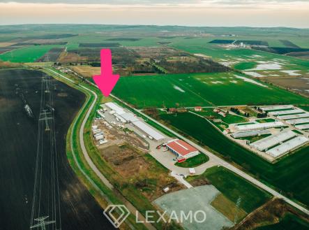 Prodej pozemku pro komerční výstavbu, 3 300 m²