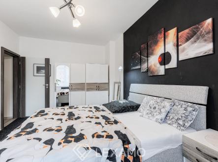 Pronájem bytu, 2+kk, 68 m²