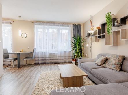 Pronájem bytu, 2+kk, 68 m²