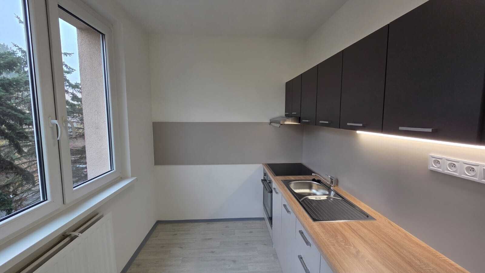 Moderní byt 3+1+lodžie po kompletní rekonstrukci v Chomutově