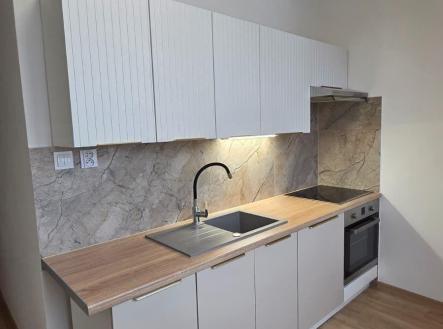 Pronájem bytu, 3+1, 68 m²