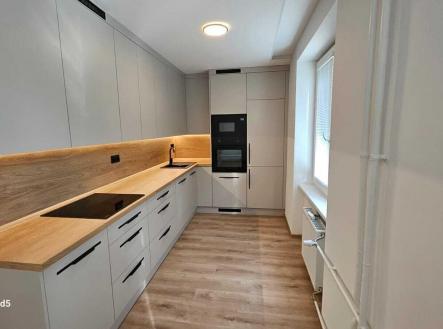 Pronájem bytu, 2+1, 53 m² obrázek