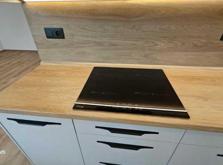 Pronájem bytu, 2+1, 53 m²