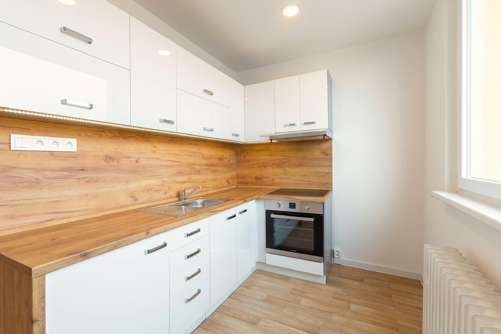 Prodej bytu 3+1, 64,4 m2 + lodžie 3 m2 v Kostnické ulici v Chomutově.