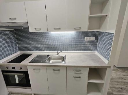 Pronájem bytu, 1+1, 33 m²