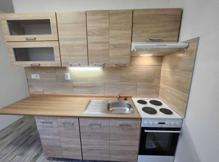 Pronájem bytu, 2+1, 52 m²
